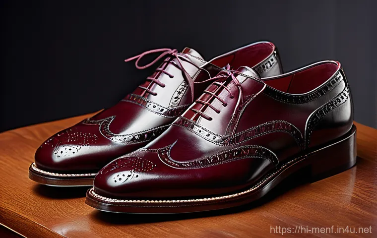 남성용 브로퍼 스타일 - **Prompt:** A cheerful young man in his late 20s, enjoying a relaxed weekend afternoon at an outdoor...